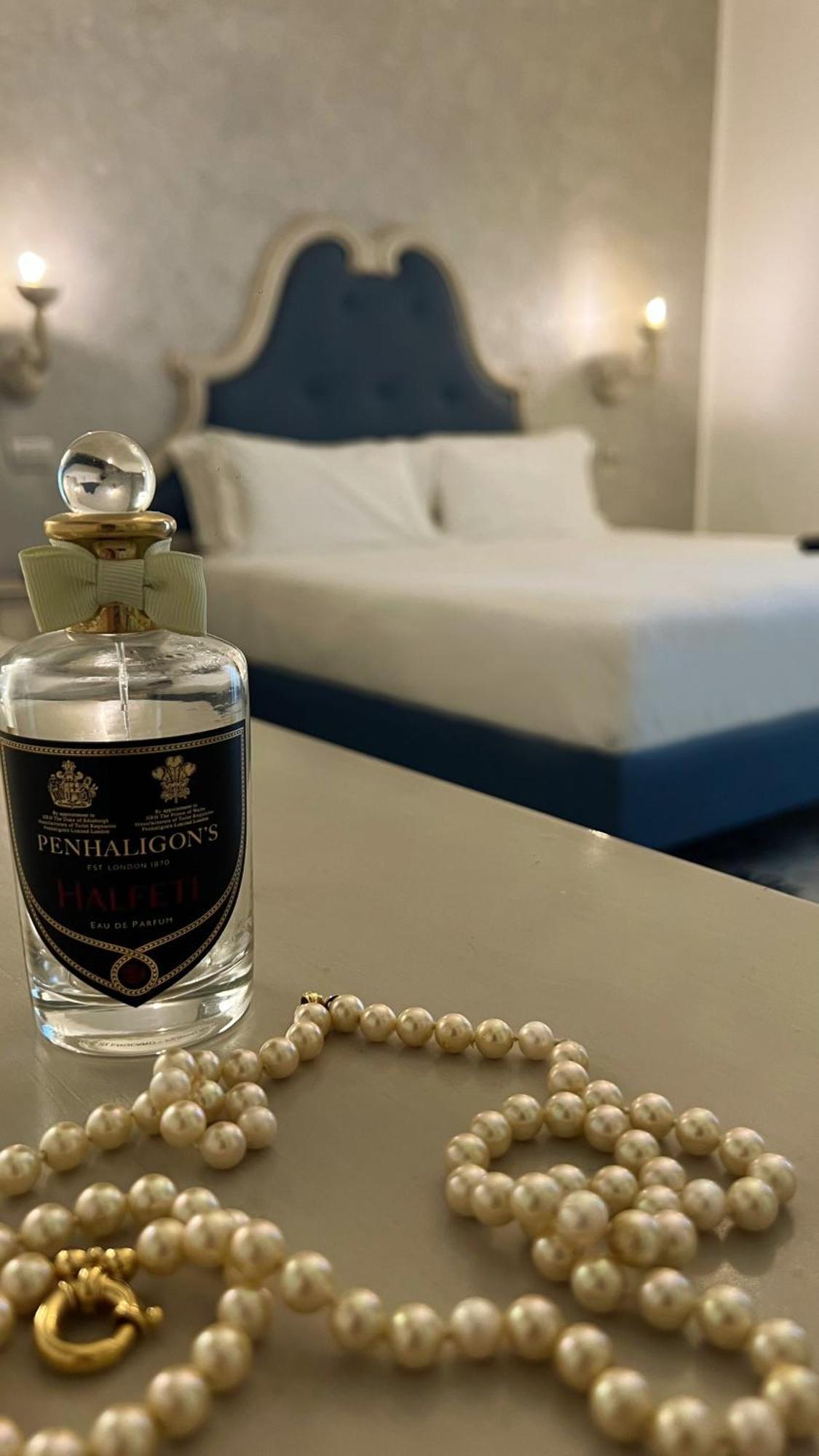 Plaza Boutique - * Tropea